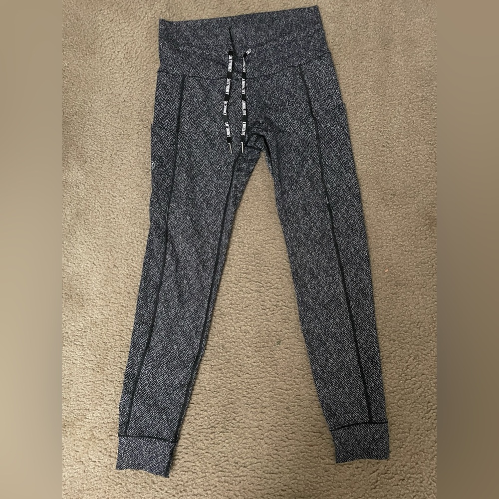Cuffed legging in herringbone
